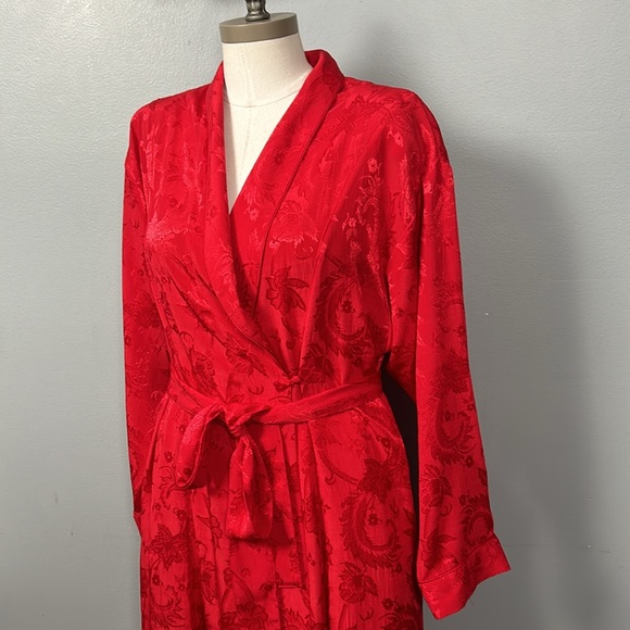 Vintage Victoria’s Secret Maxi / Long Belted Robe size P / S - Picture 3 of 16